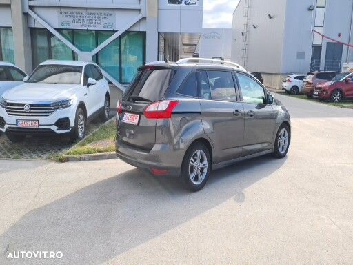 Ford Grand C-MAX